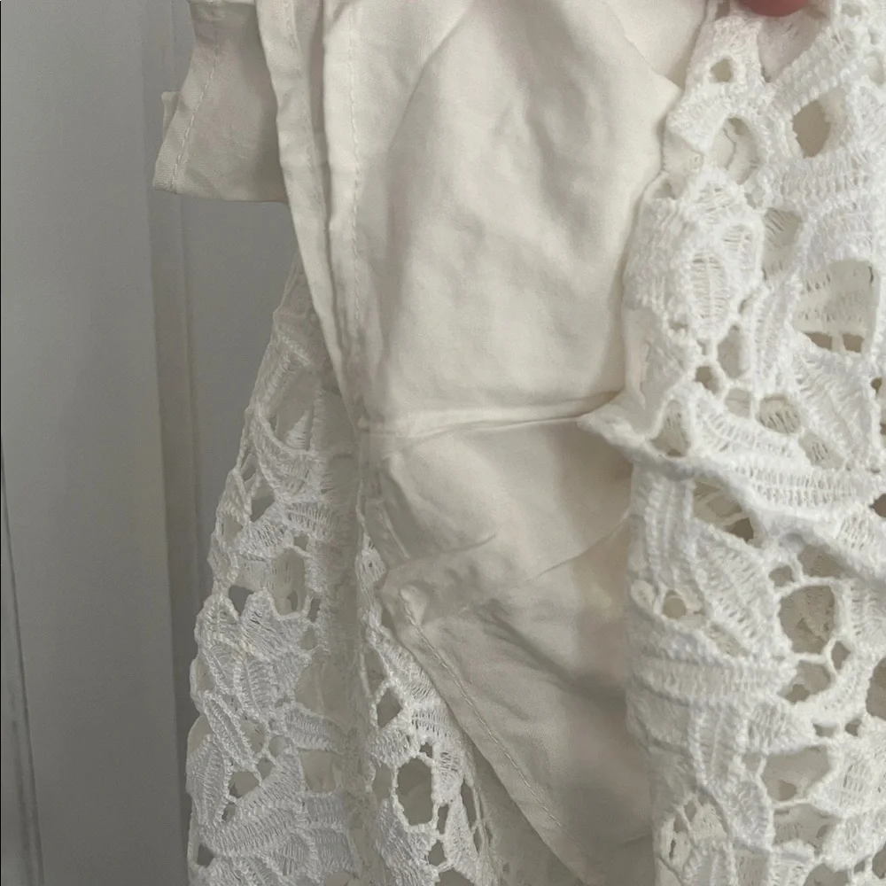 Astr Cream Lace Midi Dress - Picture 5 of 7